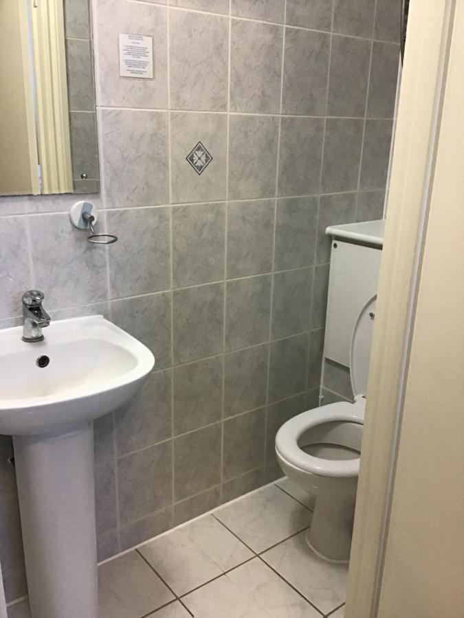 Trevelyan Hotel Ilford Ngoại thất bức ảnh