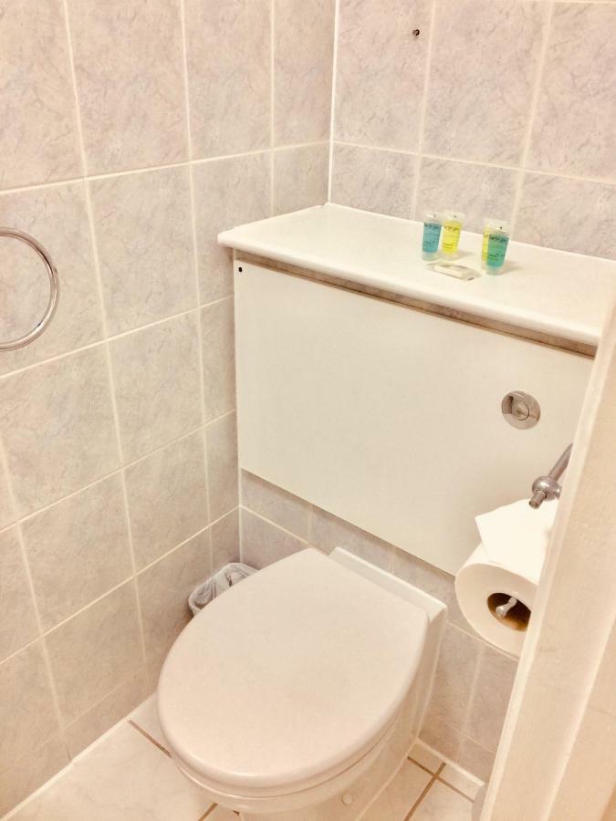 Trevelyan Hotel Ilford Ngoại thất bức ảnh