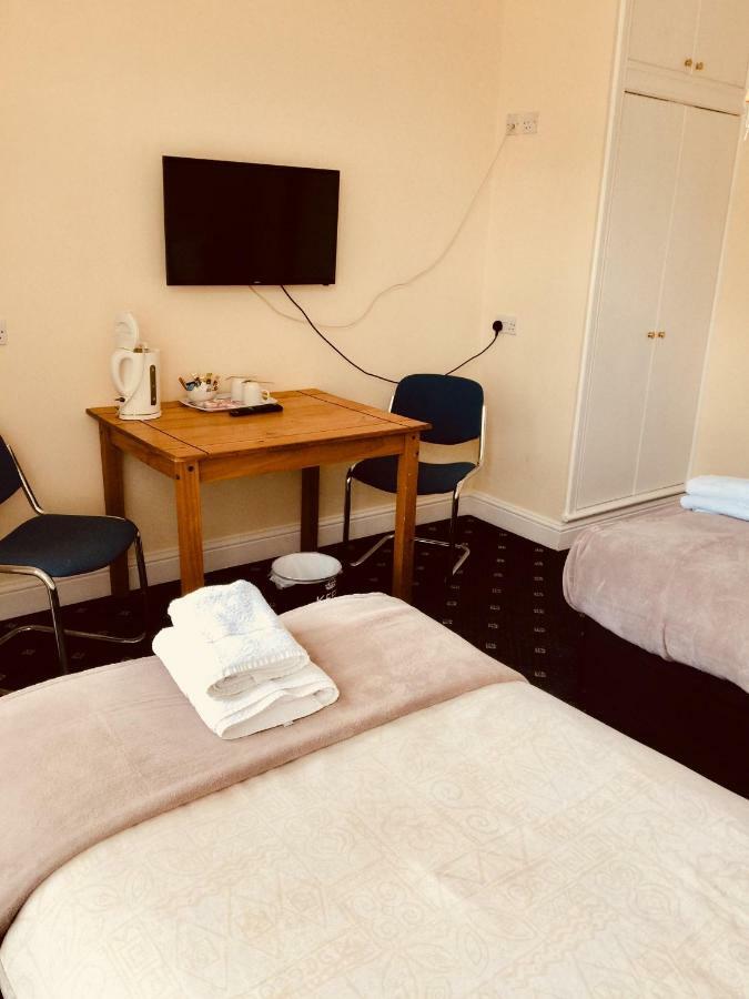 Trevelyan Hotel Ilford Ngoại thất bức ảnh