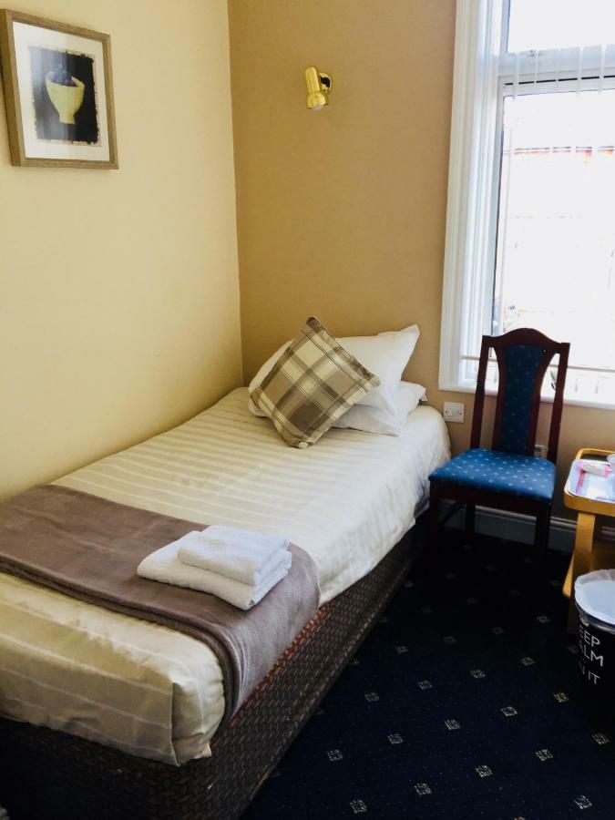 Trevelyan Hotel Ilford Ngoại thất bức ảnh